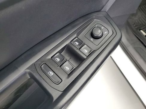 Used 2020 Volkswagen Atlas SE image 19