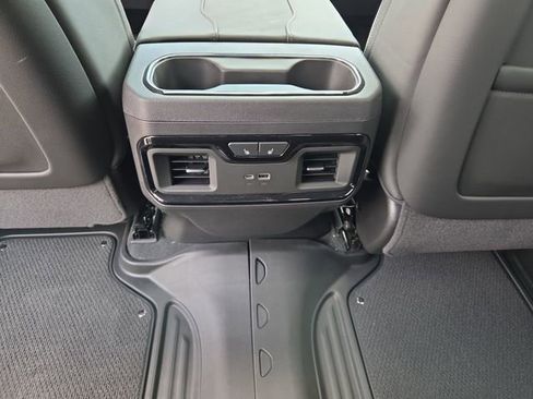 New 2026 GMC Sierra 1500 AT4X AWD/4WD image 11
