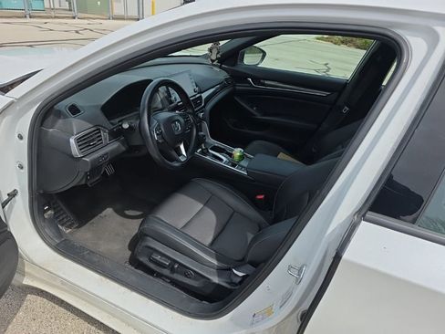 Used 2022 Honda Accord Sport image 4