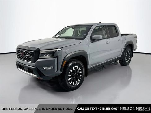 Used 2023 Nissan Frontier PRO-4X w/ Tow Package AWD/4WD image 1