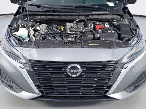 Used 2023 Nissan Altima 2.5 SL image 7