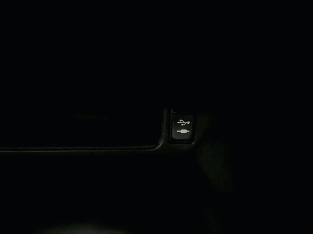 Used 2018 Toyota C-HR XLE FWD image 31