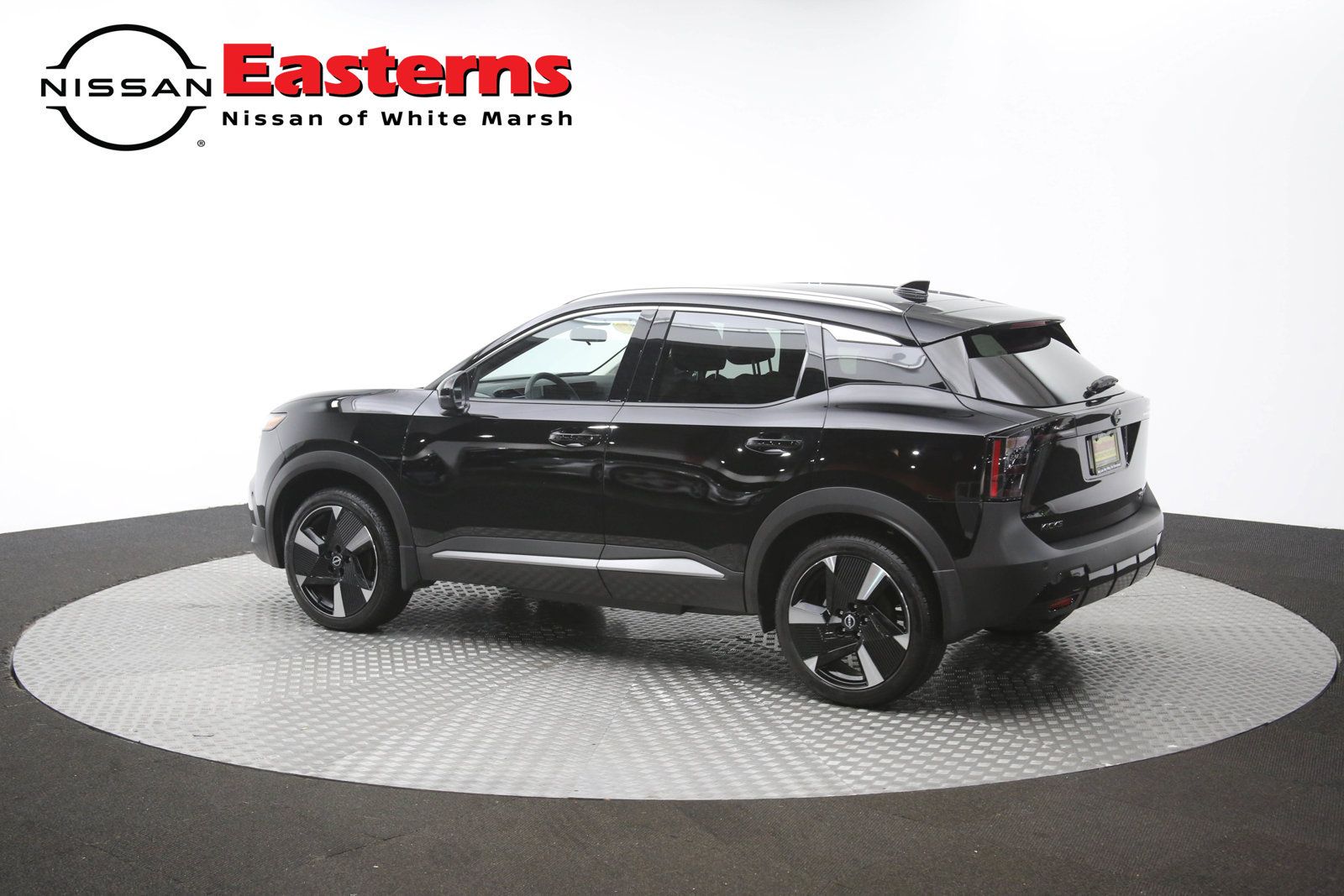 Used 2026 Nissan Kicks SR w/ SR Premium Package AWD/4WD image 65