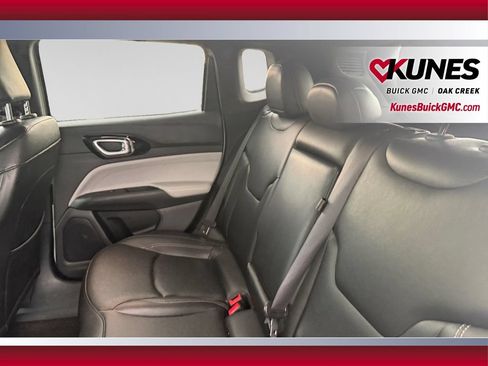 Used 2025 Jeep Compass Limited AWD/4WD image 34