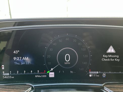 Used 2021 Cadillac Escalade Premium Luxury image 21