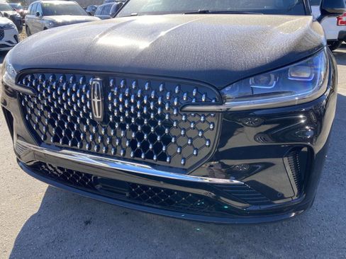 New 2025 Lincoln Aviator Black Label image 10