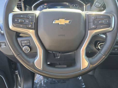 Used 2025 Chevrolet Silverado 1500 LT image 34