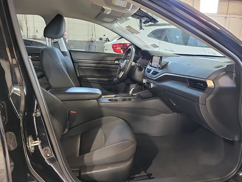 Used 2022 Nissan Altima 2.5 S image 14
