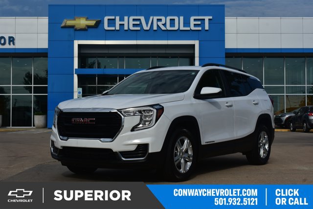 Used 2023 GMC Terrain SLE w/ Driver Convenience Package FWD image 1