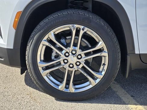 New 2026 Chevrolet Traverse LT w/ Driver Confidence Package image 8