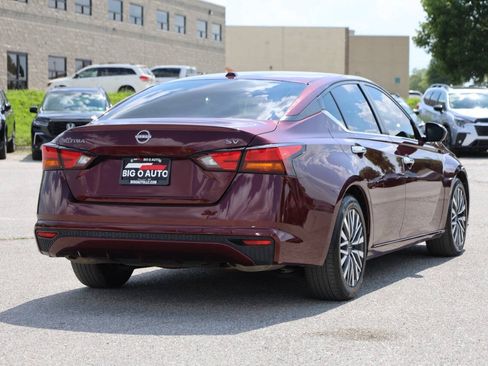 Used 2023 Nissan Altima 2.5 SV FWD image 9