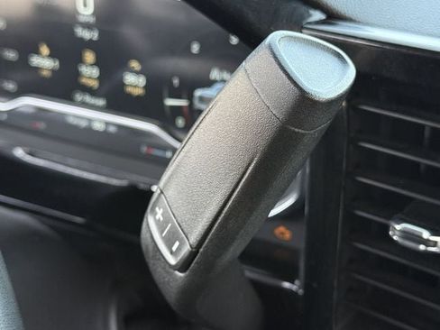 Used 2024 GMC Sierra 1500 Elevation image 21