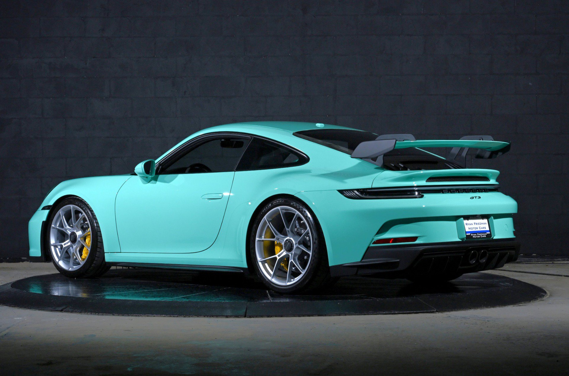 Used 2024 Porsche 911 GT3 RWD image 11