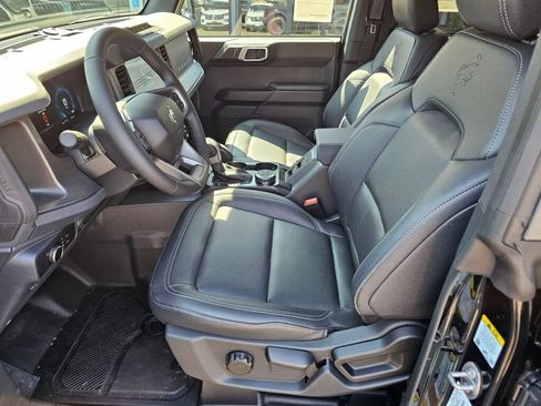 New 2026 Ford Bronco Big Bend w/ Black Diamond Package AWD/4WD image 18