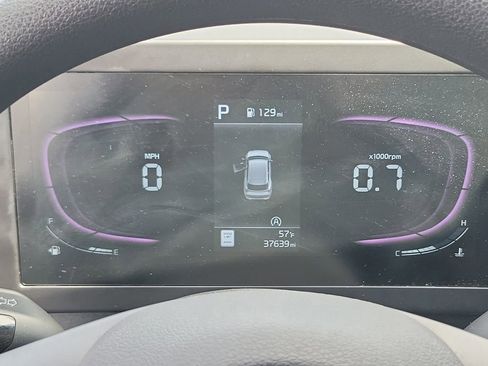 Used 2025 Kia Sportage LX FWD image 26