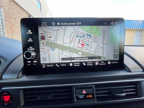 Used 2025 Honda Pilot Black Edition image 21