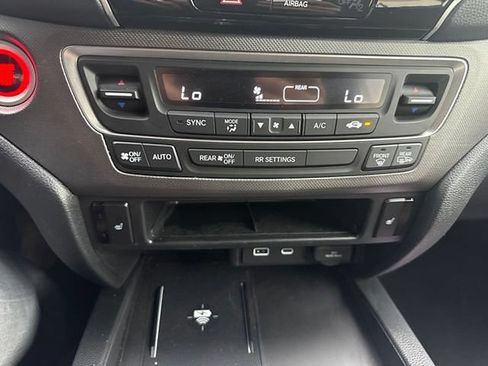 Used 2025 Honda Ridgeline RTL image 14