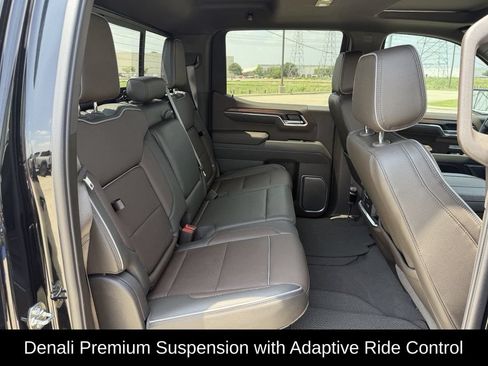 Used 2026 GMC Sierra 1500 Denali AWD/4WD image 36