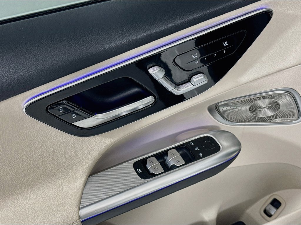 Certified 2026 Mercedes-Benz GLC 300 image 23