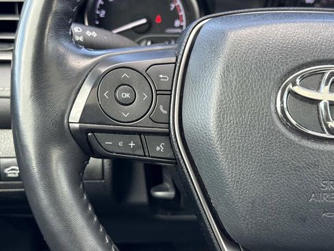 Used 2024 Toyota Camry SE image 16