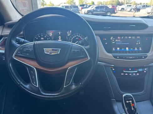 Certified 2019 Cadillac XT5 Platinum AWD/4WD image 15