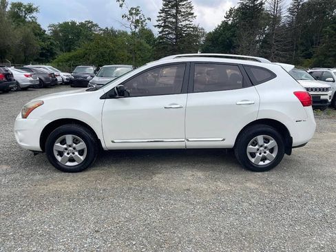 Used 2014 Nissan Rogue S w/ Convenience Package AWD/4WD image 8