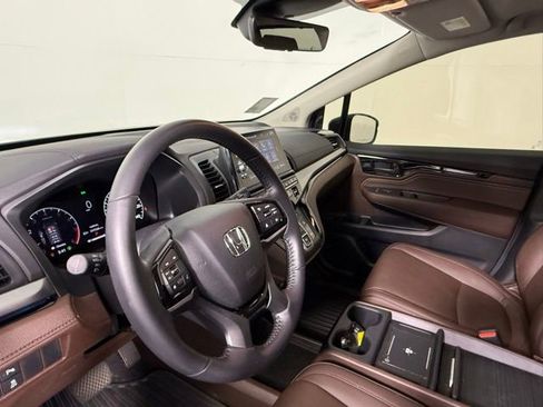Used 2025 Honda Odyssey Touring image 59