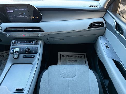Used 2021 Hyundai Palisade SEL w/ Convenience Package image 19