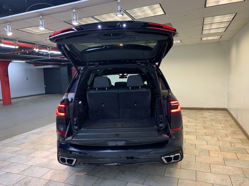 Used 2024 BMW X7 M60i AWD/4WD image 6