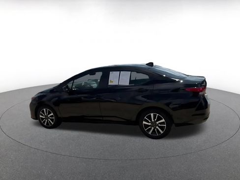 Used 2025 Nissan Versa SV FWD image 10