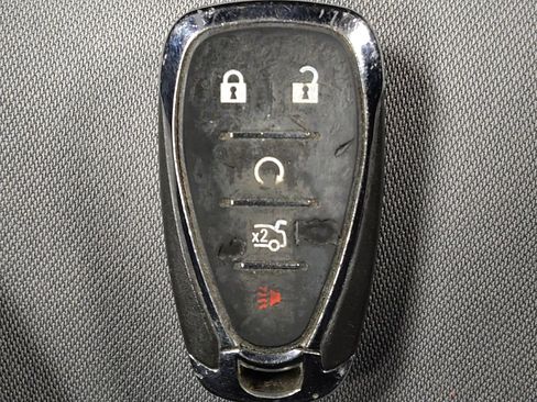 Used 2020 Chevrolet Malibu LT FWD image 32