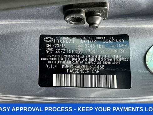 Used 2017 Hyundai Veloster Value Edition FWD image 22