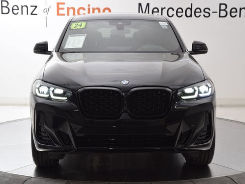 Used 2024 BMW X4 xDrive30i w/ Premium Package image 9