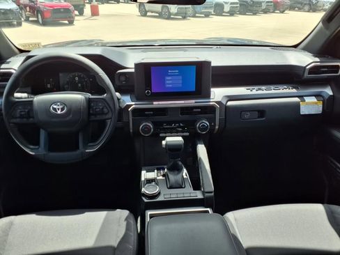 Certified 2025 Toyota Tacoma SR5 image 5