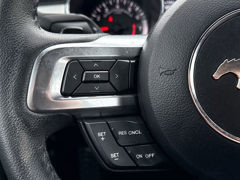 Used 2015 Ford Mustang Premium image 16