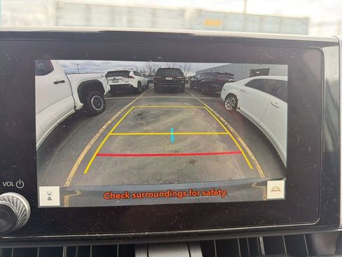 Used 2023 Toyota RAV4 LE image 8