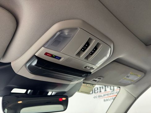 Used 2023 Subaru Ascent Limited w/ Technology Package image 25