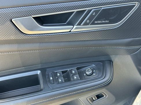 New 2026 Volkswagen Atlas Cross Sport SEL Premium R-Line image 20