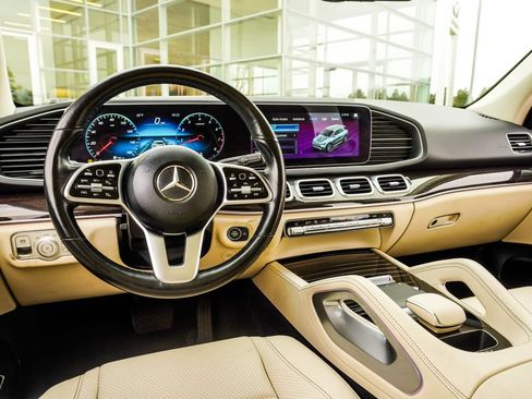 Used 2022 Mercedes-Benz GLE 350 4MATIC w/ 3rd Row Seat Package image 16