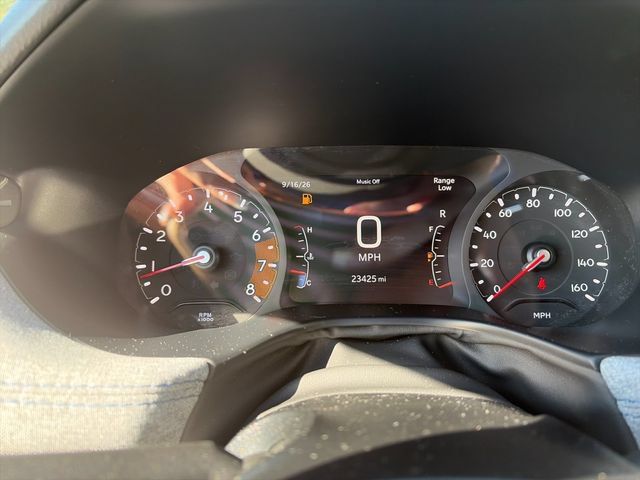 Used 2025 Jeep Compass Latitude AWD/4WD image 31