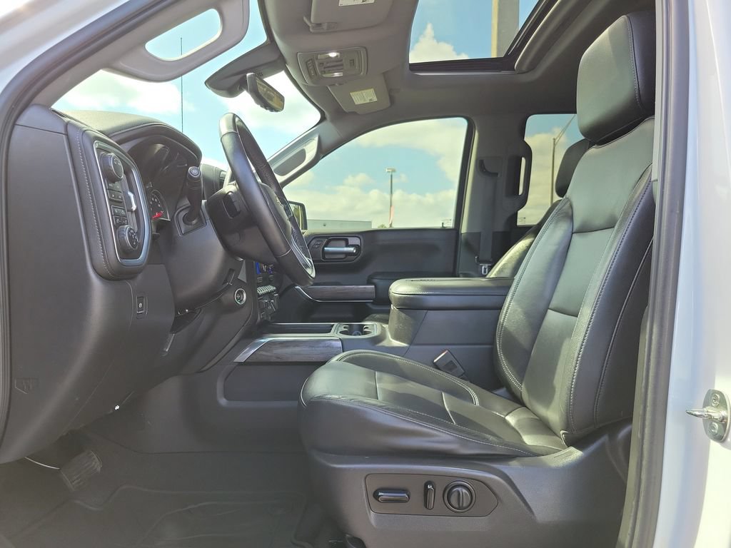 Used 2020 Chevrolet Silverado 1500 LTZ w/ LTZ Premium Package AWD/4WD image 22