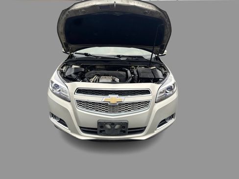 Used 2013 Chevrolet Malibu LTZ FWD image 13
