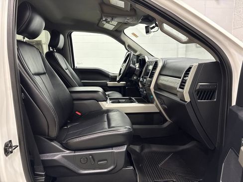 Used 2020 Ford F250 Lariat AWD/4WD image 34