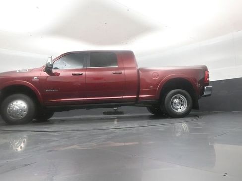 Used 2024 RAM 3500 Limited AWD/4WD image 43