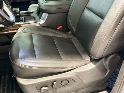 Certified 2022 GMC Sierra 1500 Elevation w/ Elevation Premium Package image 18