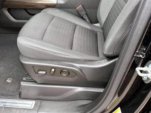 Used 2023 Chevrolet Silverado 1500 RST image 18