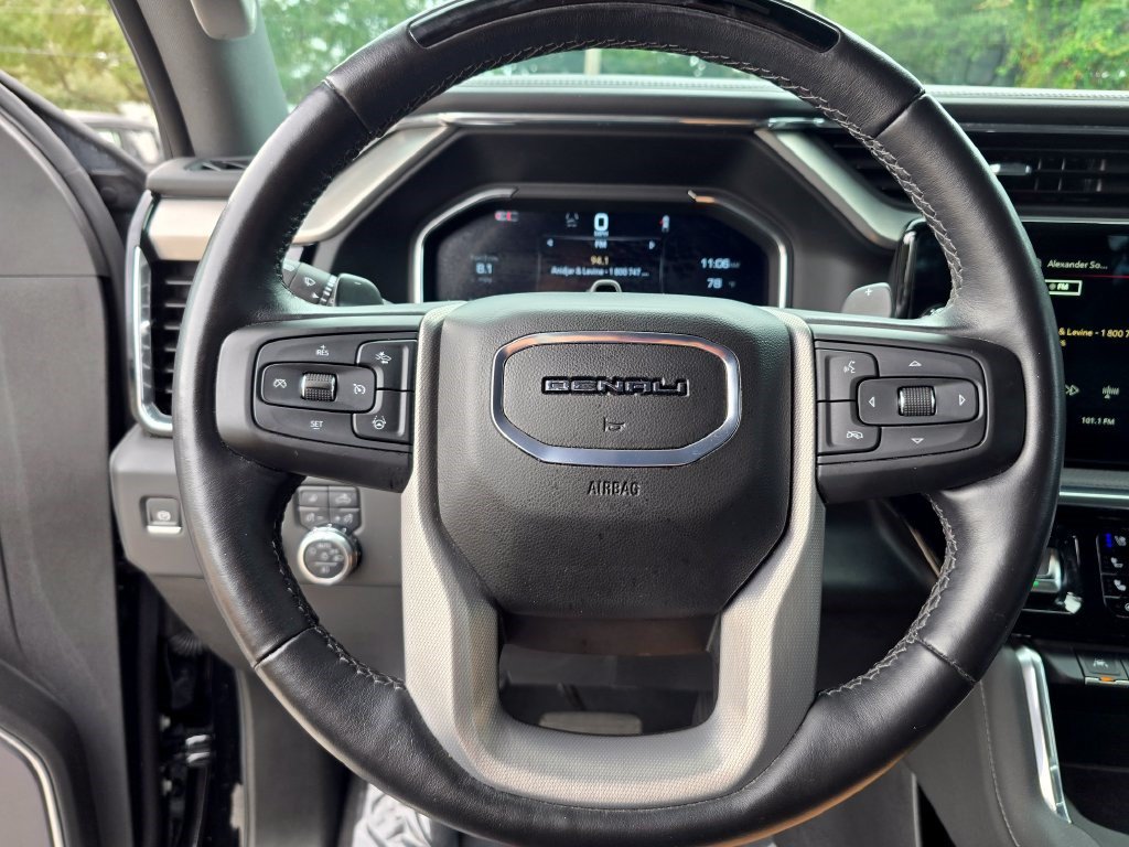 Used 2025 GMC Sierra 1500 Denali AWD/4WD image 21