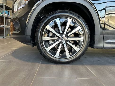 Used 2023 Mercedes-Benz GLB 250 4MATIC image 47