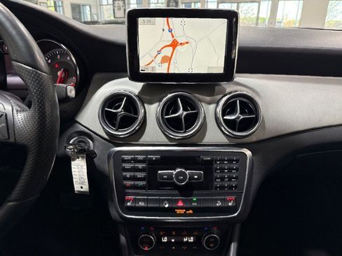Used 2015 Mercedes-Benz GLA 250 4MATIC w/ Multimedia Package image 72