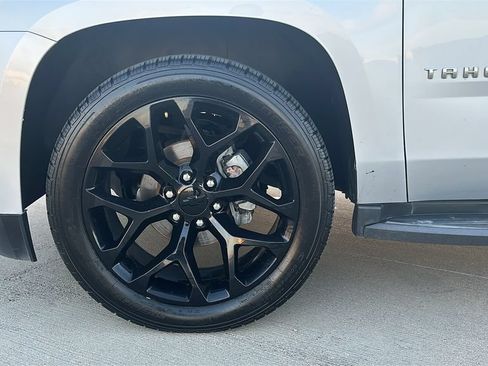 Used 2018 Chevrolet Tahoe LT RWD image 7